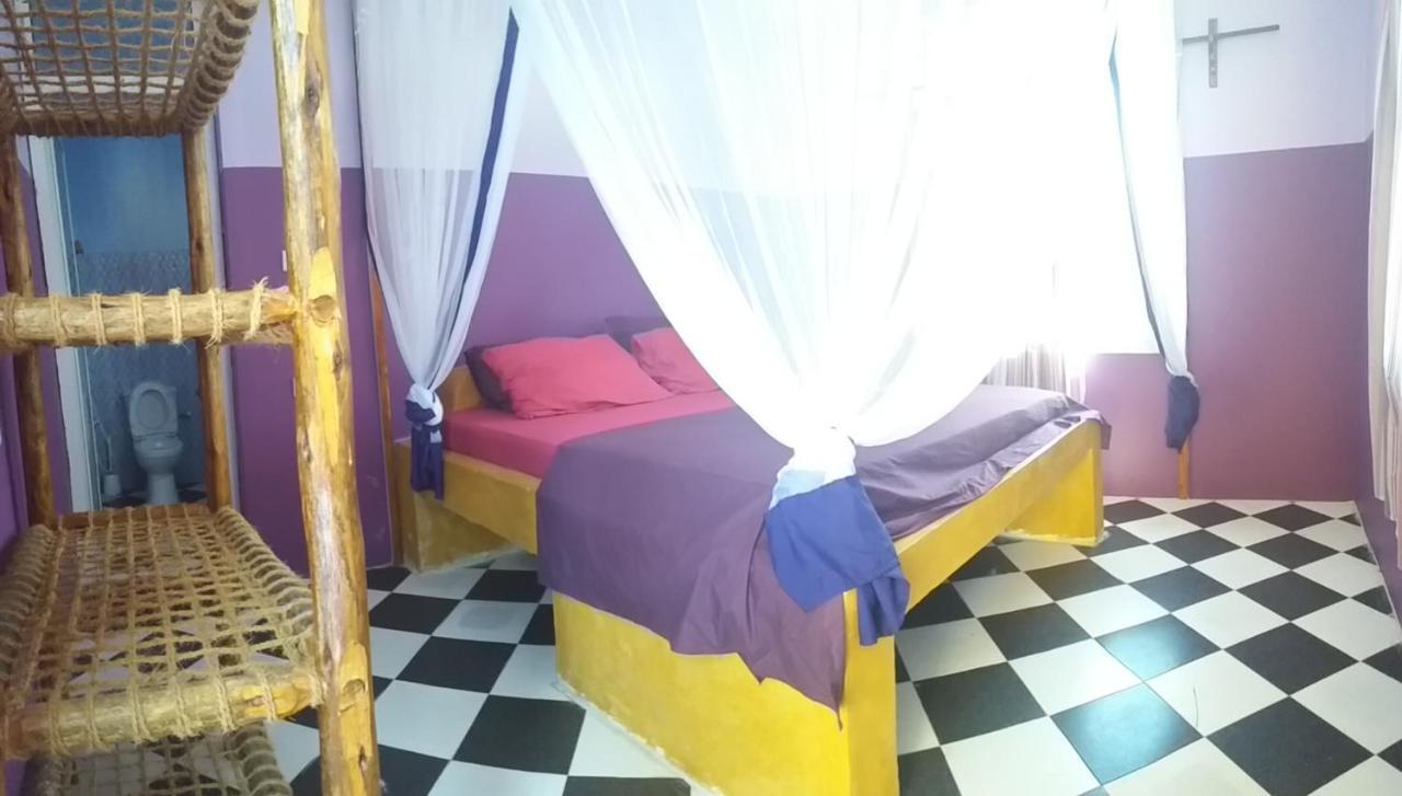 גאמביאני La Locanda Lodge - Apartment, 4 Double Rooms & Kitchen Near The Beach מראה חיצוני תמונה