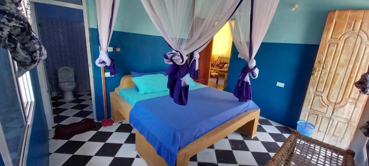 גאמביאני La Locanda Lodge - Apartment, 4 Double Rooms & Kitchen Near The Beach מראה חיצוני תמונה